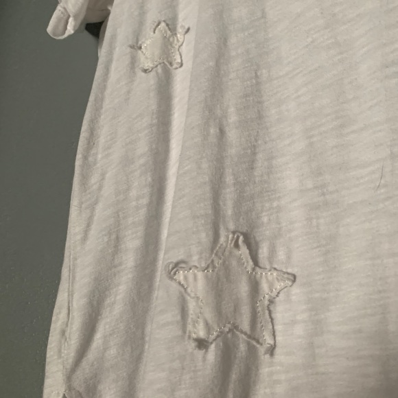 White tee - Picture 4 of 4